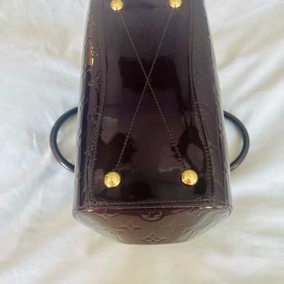 Louis Vuitton Montana Handbag Monogram Vernis Burgandy - Picture 8 of 16